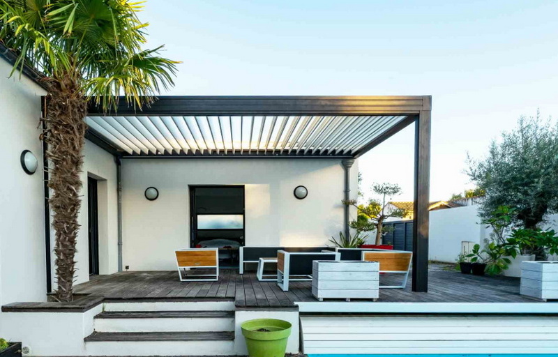 What Is The Average Cost of Installing Aluminum Louvers on A Pergola?