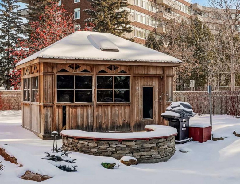 Enclose Gazebo for Cold Weather