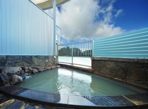 How Can An Enclosed Gazebo Improve The Hot Tub Experience.jpg