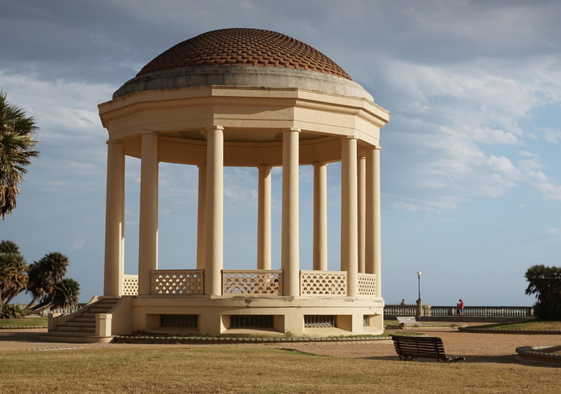 Backyard Entertainment Pavilion