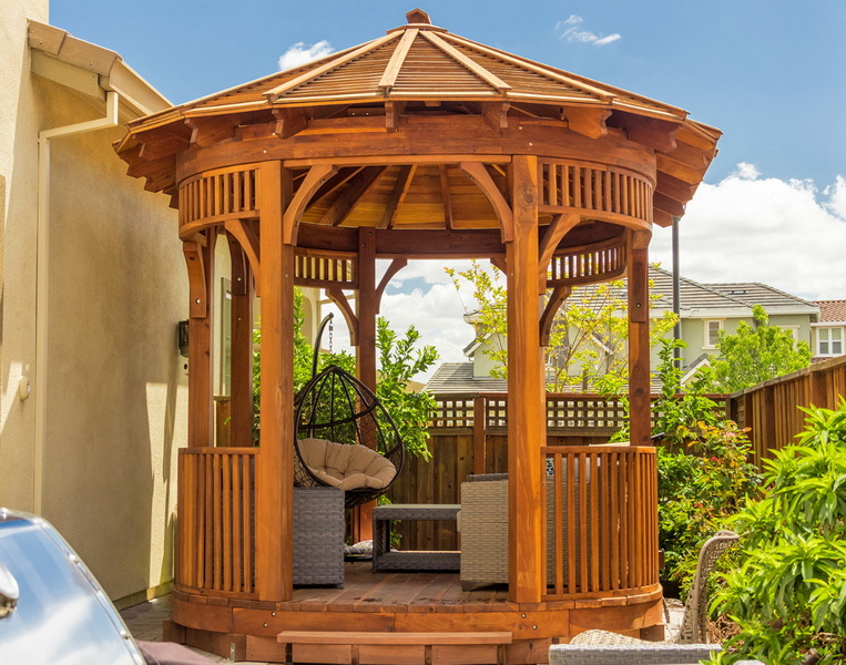 Decorative Circular Gazebo