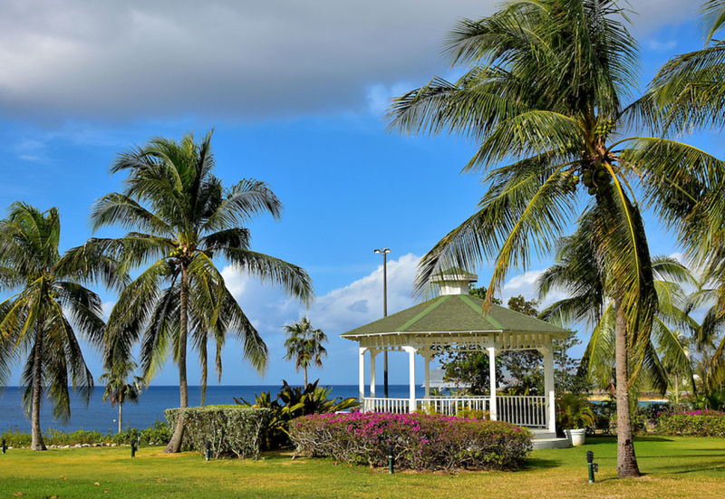 Can The Savannah Pavilion Gazebo Withstand Wind And Heavy Rain?