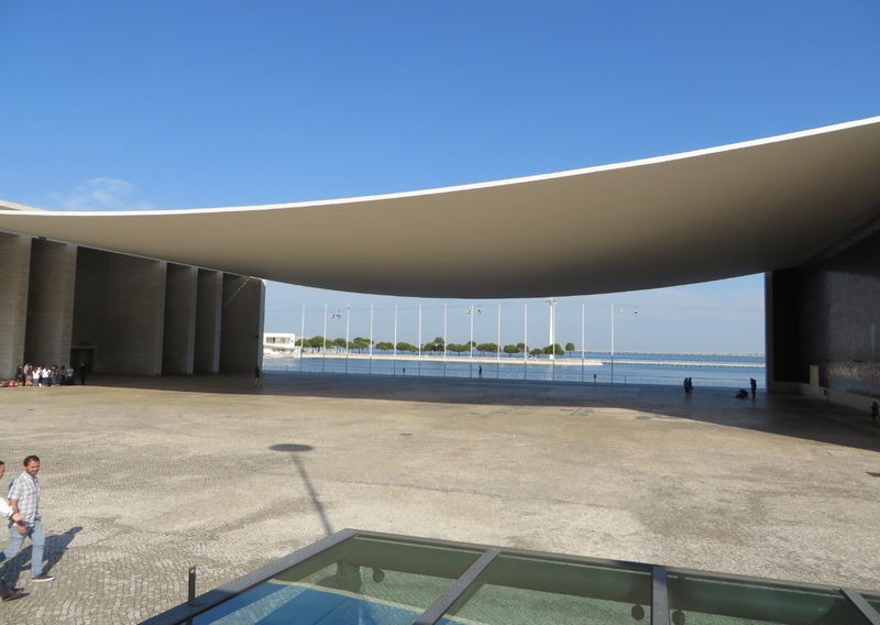Why Is The Lisbon Pavilion Considered A Modern Architectural Marvel?