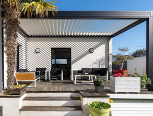 Why Choose A Composite Pergola with Aluminium Frame for Your Garden 2.jpg