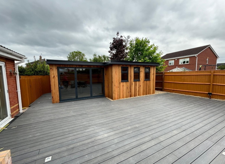 shed composite decking_1
