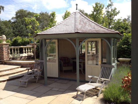 3-Sided Outdoor Structure vs 4-Sided