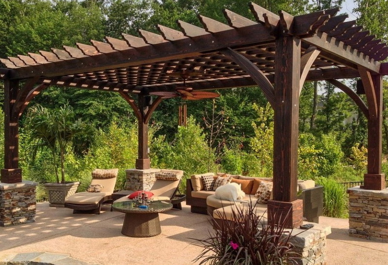 Why You Need High-Quality Plugs for Your Aluminum Pergola in Frisco, TX?