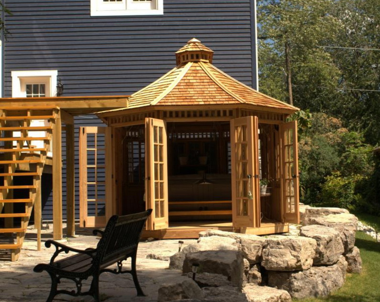 What Are The Benefits of A Backyard Enclosed Gazebo?
