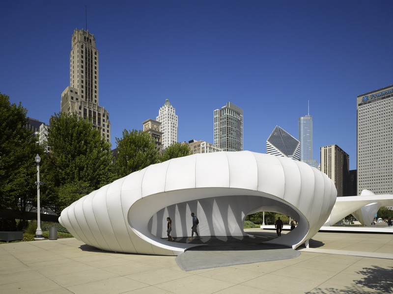 How Does the Burnham Pavilion Represent Modern Architecture?